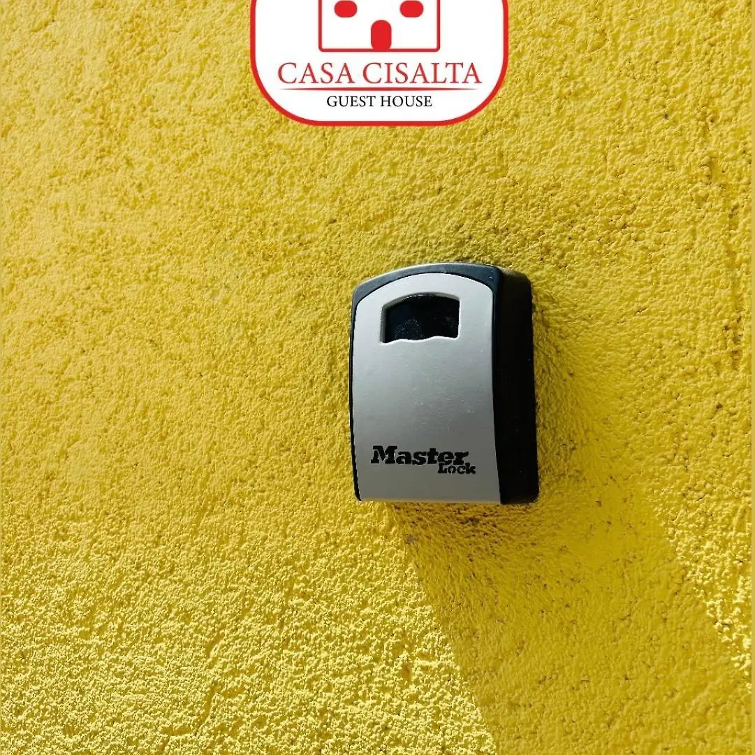 Casa Cisalta N3 - Quarto 5Mn Center City Praia 0*,  Cape Verde